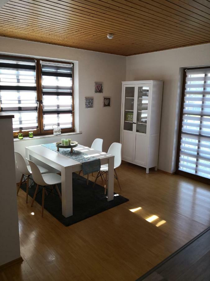 Apartment Ferienwohnung Emmerthal Auch Fuer Monteure Fewo エクステリア 写真