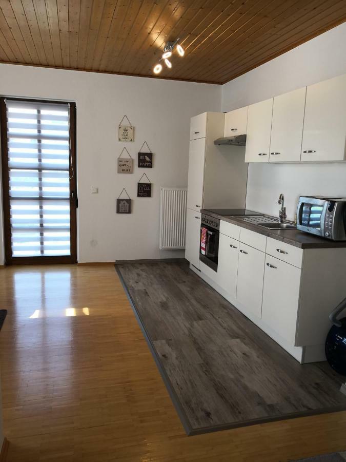 Apartment Ferienwohnung Emmerthal Auch Fuer Monteure Fewo エクステリア 写真
