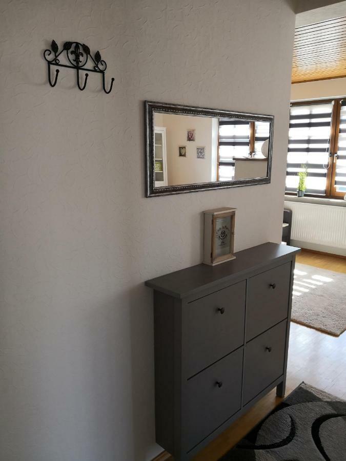 Apartment Ferienwohnung Emmerthal Auch Fuer Monteure Fewo エクステリア 写真